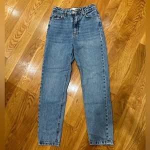 Zara 90’s Mom Jeans
